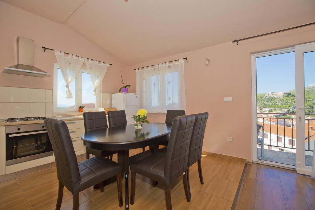 Apartmani Vini Hvar Town Esterno foto