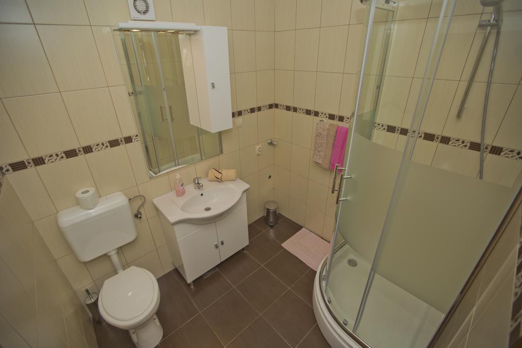 Apartmani Vini Hvar Town Esterno foto